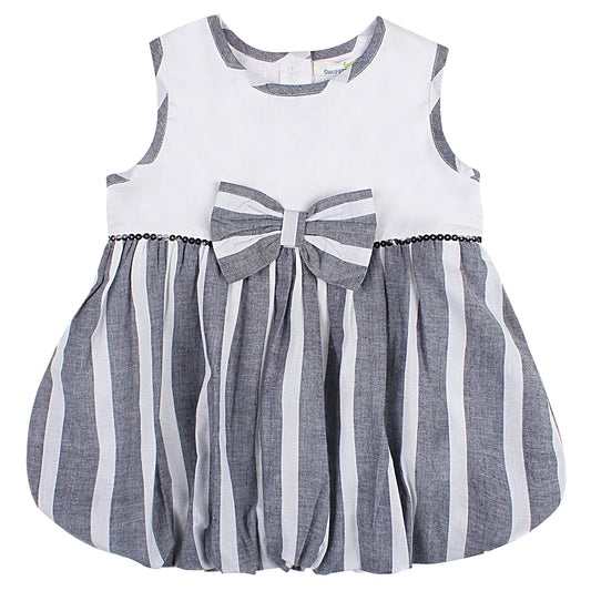 Shoppertree White & Grey Striped Balloon Dress